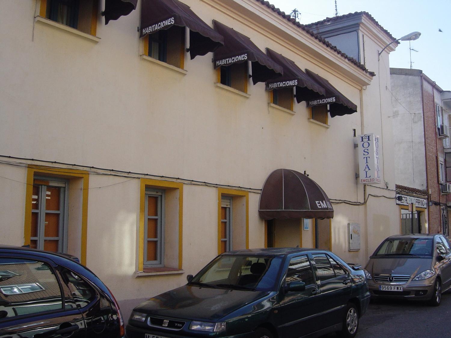 Hostal Emilio Barajas Madrid Exterior photo